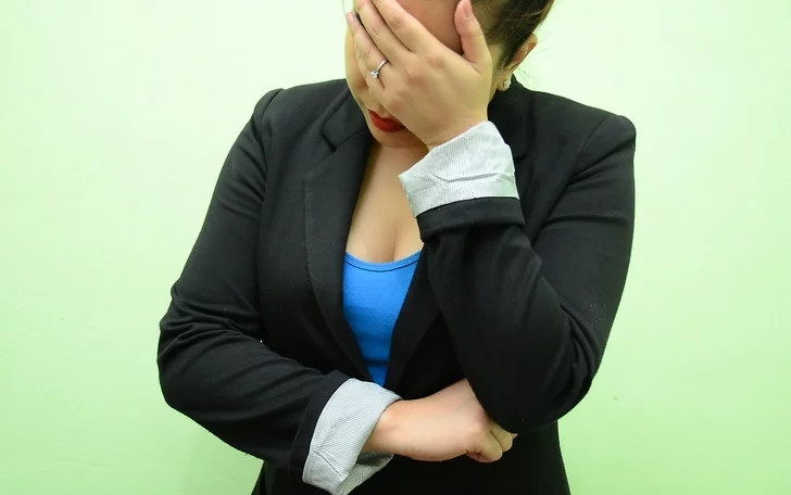 家庭如何传递和维护文化中的家族故事和传说？